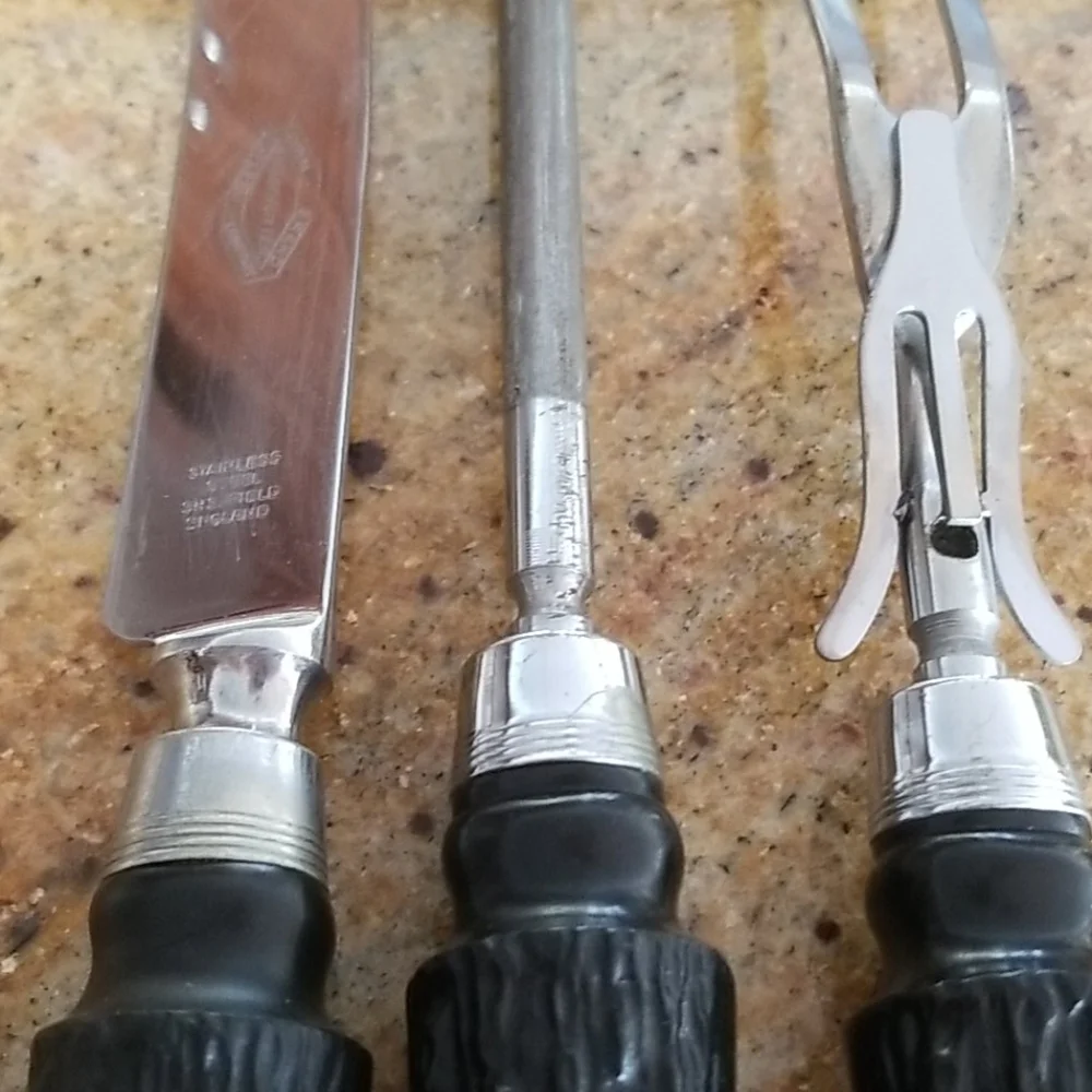 VTG Royal Brand Sheffield England 3PC carving set